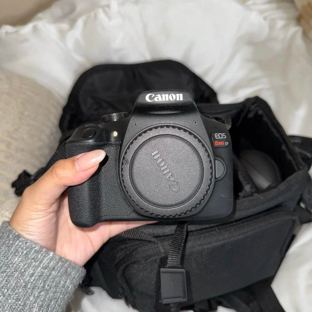 Canon Black Digital Camera EOS Rebel T7